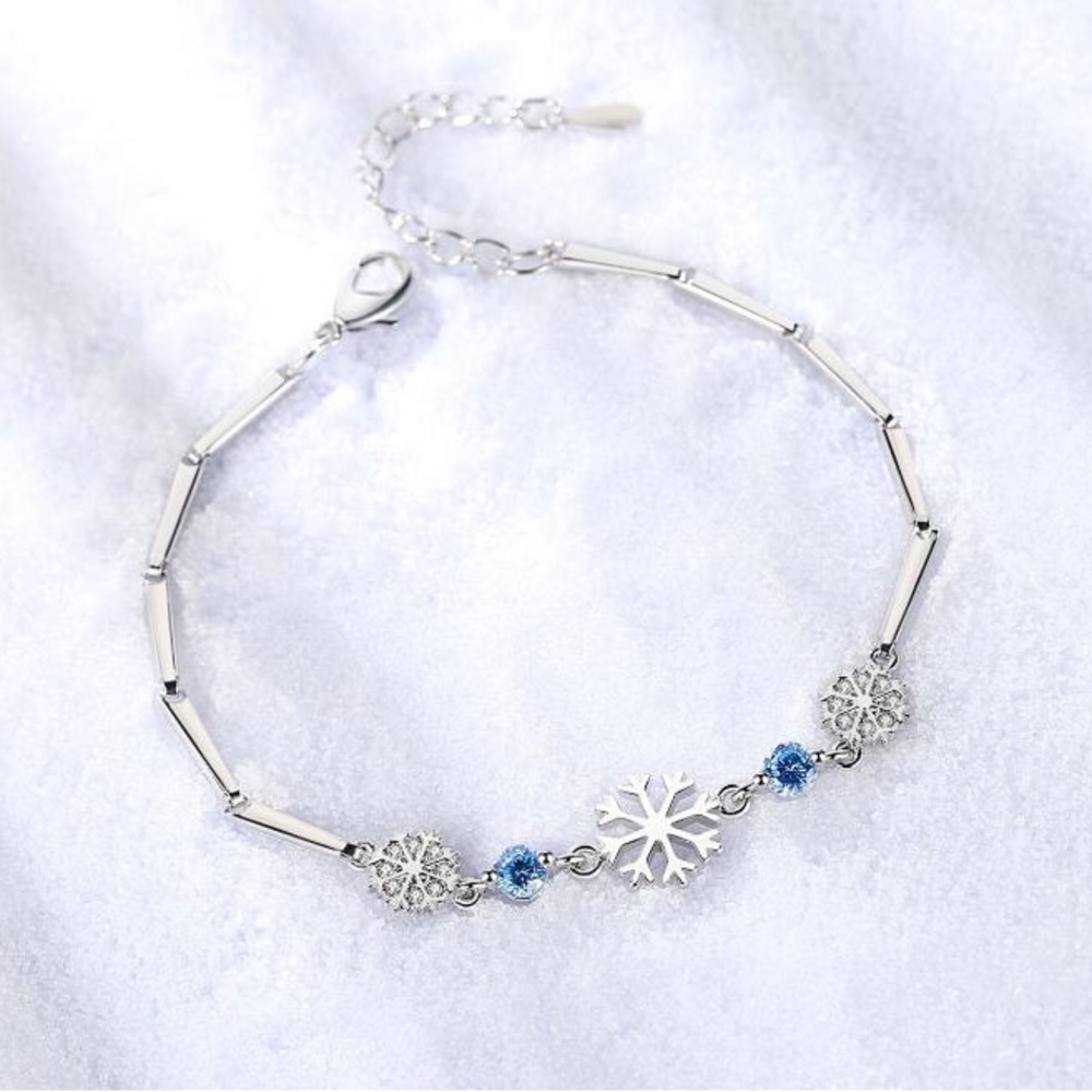 Blue Snowflake Bracelet